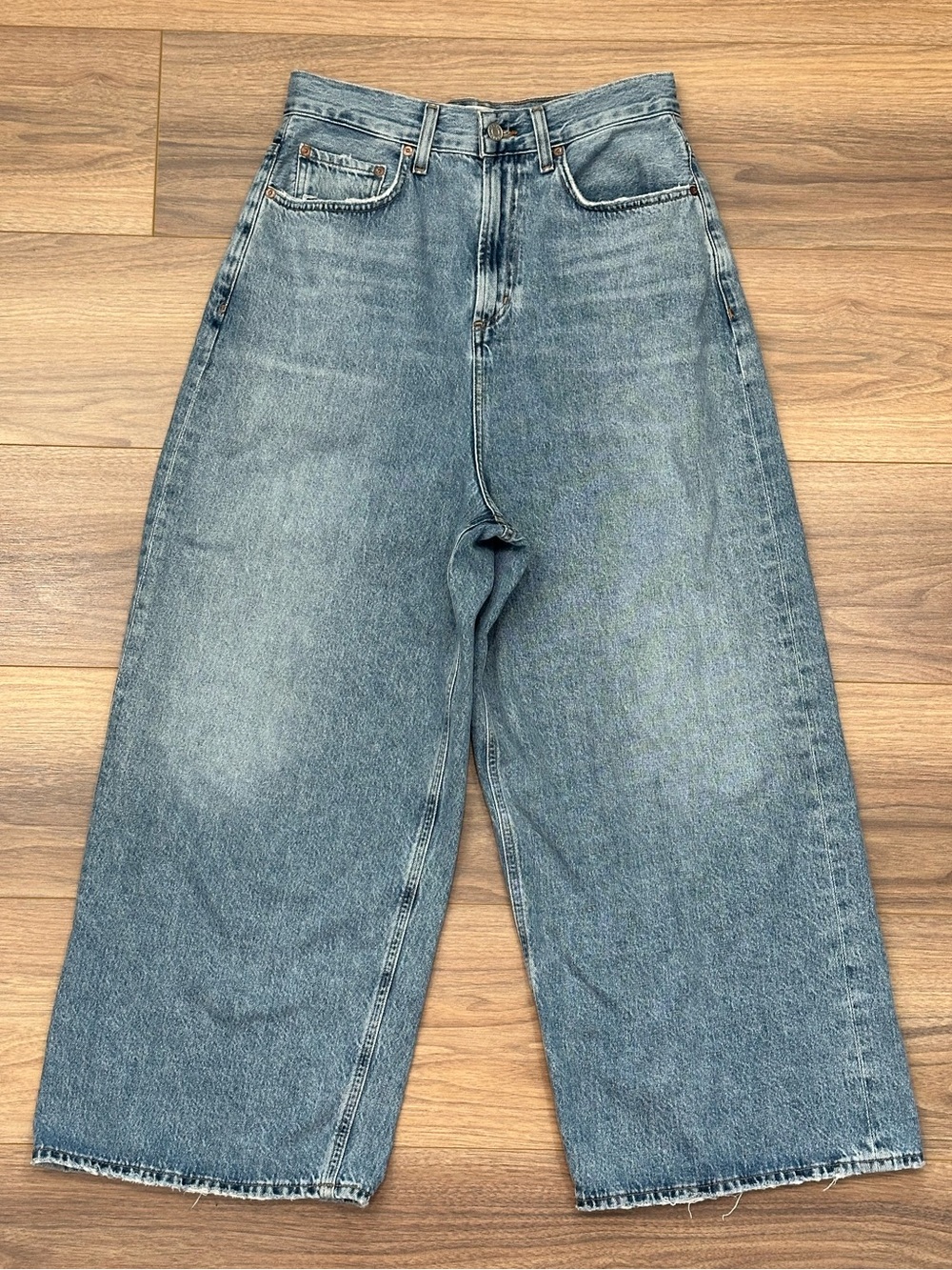 Agolde Valeria Jean in Temor Wash Size 26